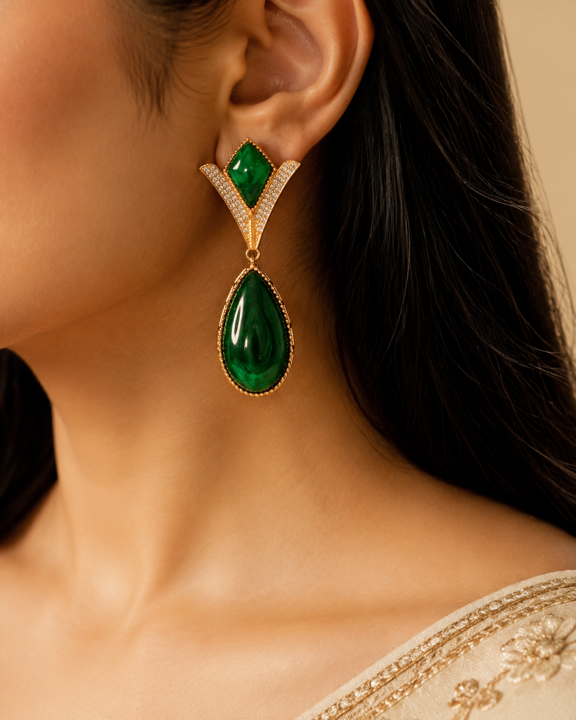 Aabish Indian Royal Emerald Green Kundan Teardrop Necklace Set Roz Jewellers.