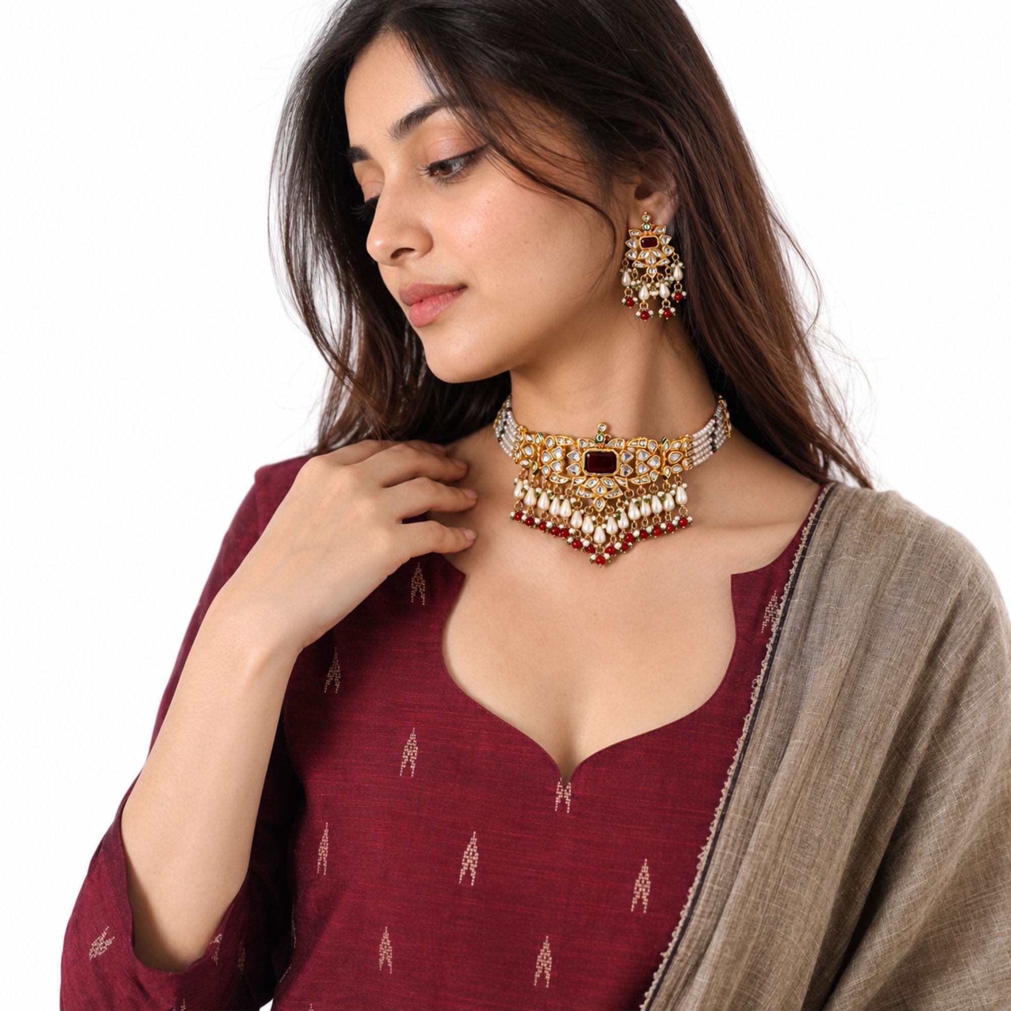 Vaibhav Statement Kundan Necklace Set