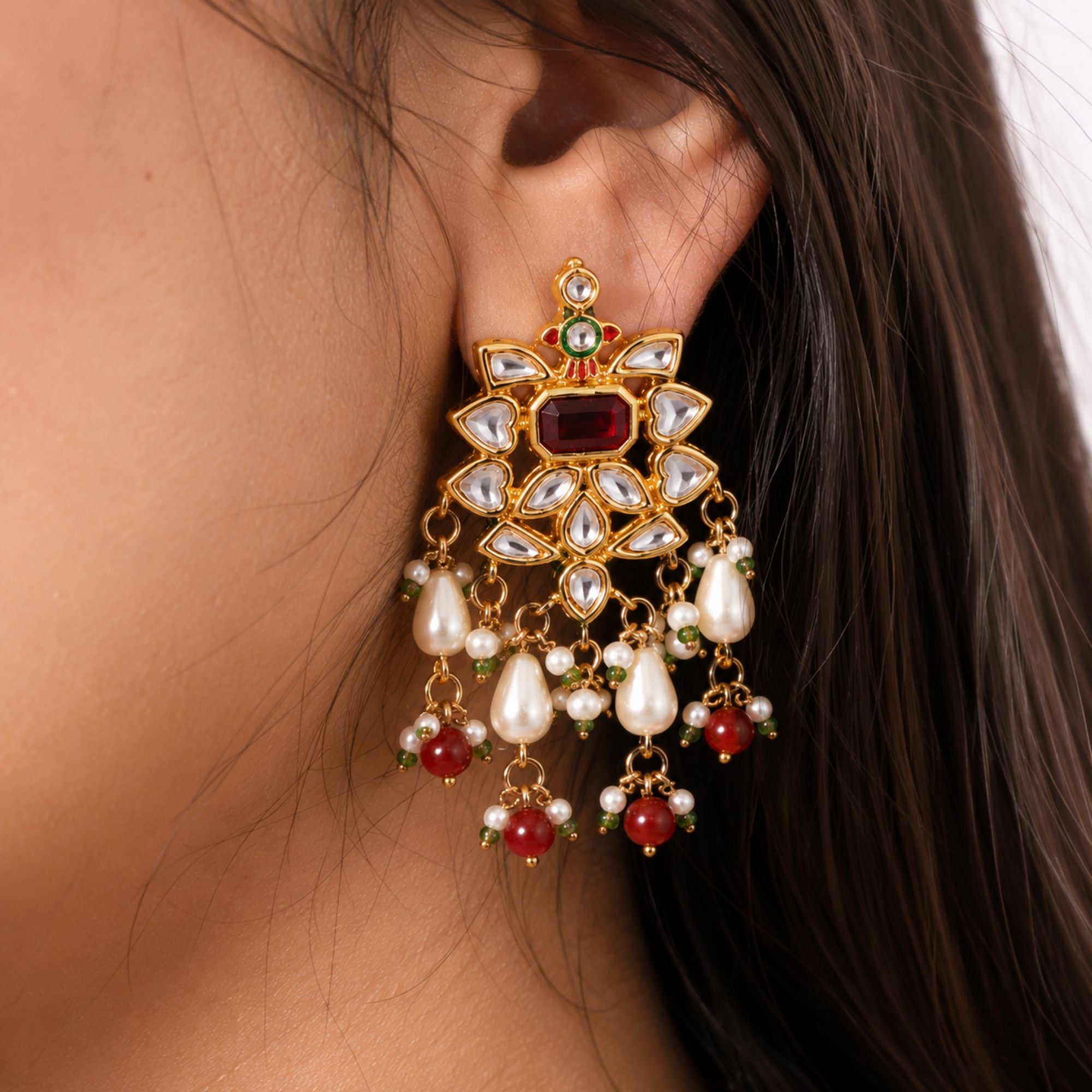 Vaibhav Statement Kundan Necklace Set