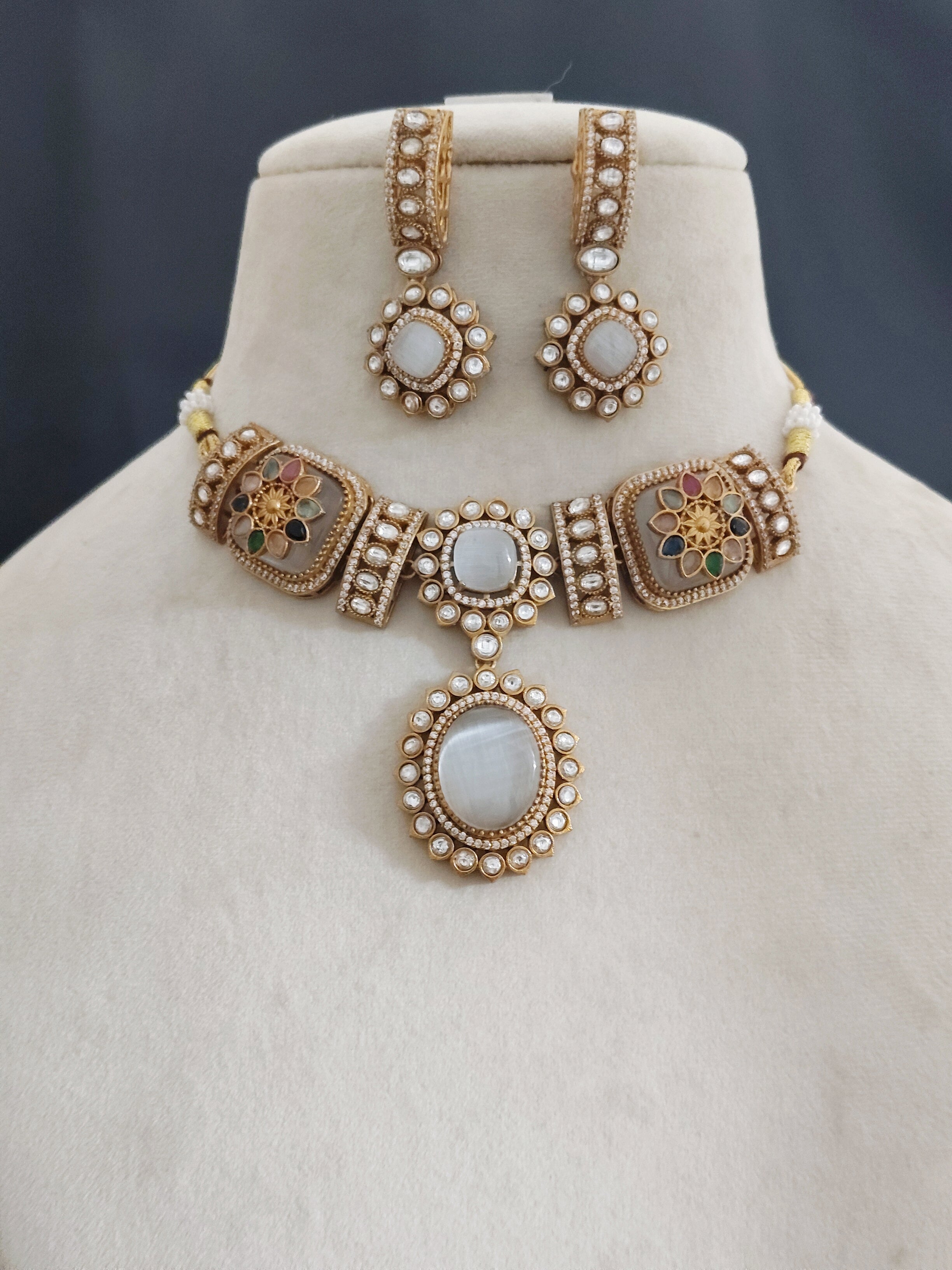 Maitha Floral White Stone Heritage Choker Set Sangeet Roz Jewellers.