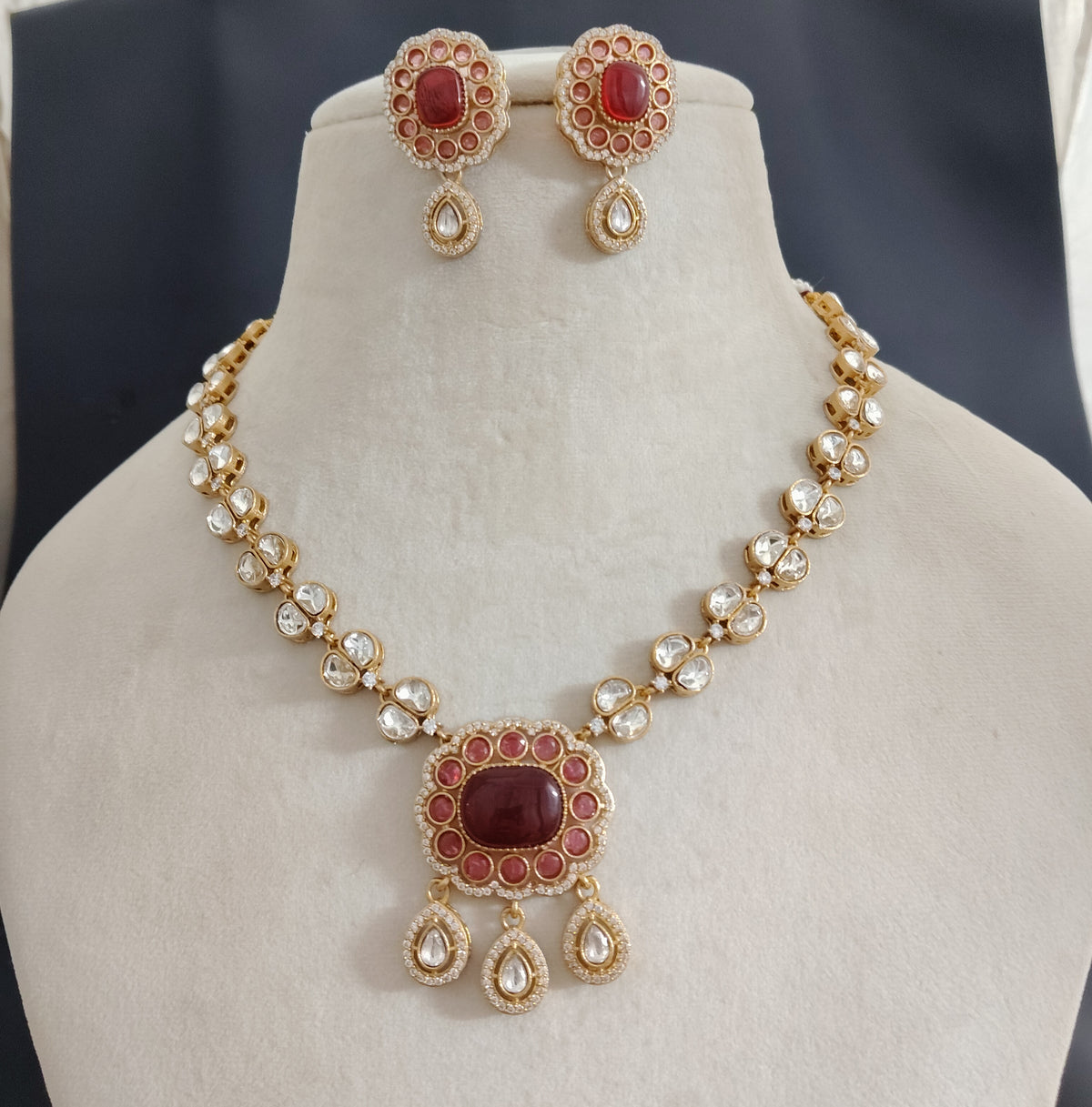 Mughal-Inspired Maharani Moissanite Necklace Traditional Indian Bridal Jewelry with Craftsmanship