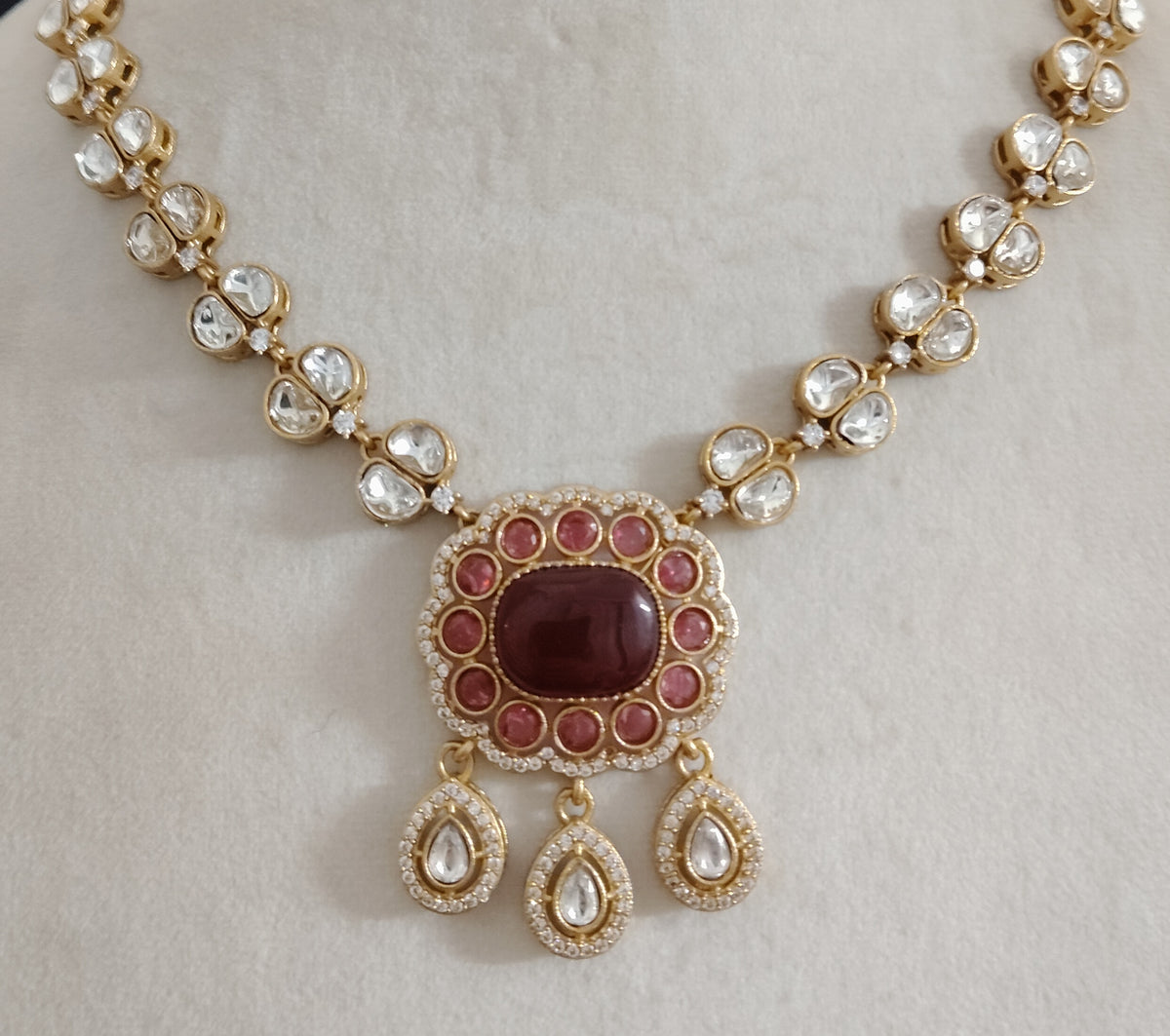 Mughal-Inspired Maharani Moissanite Necklace Traditional Indian Bridal Jewelry with Craftsmanship