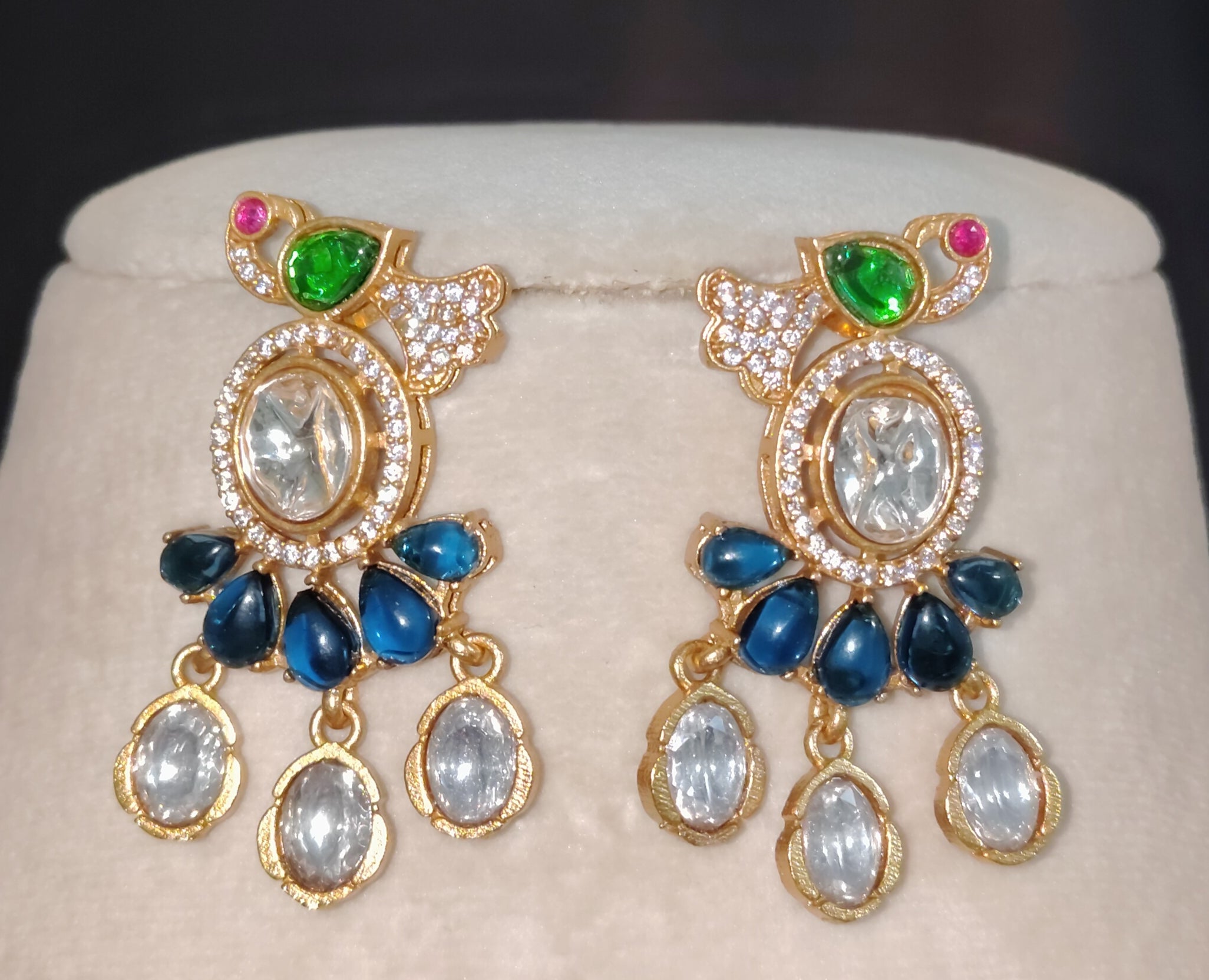 Alaira Blue Cubic Zirconia Kundan Pearl Designer Choker Roz Jewellers.