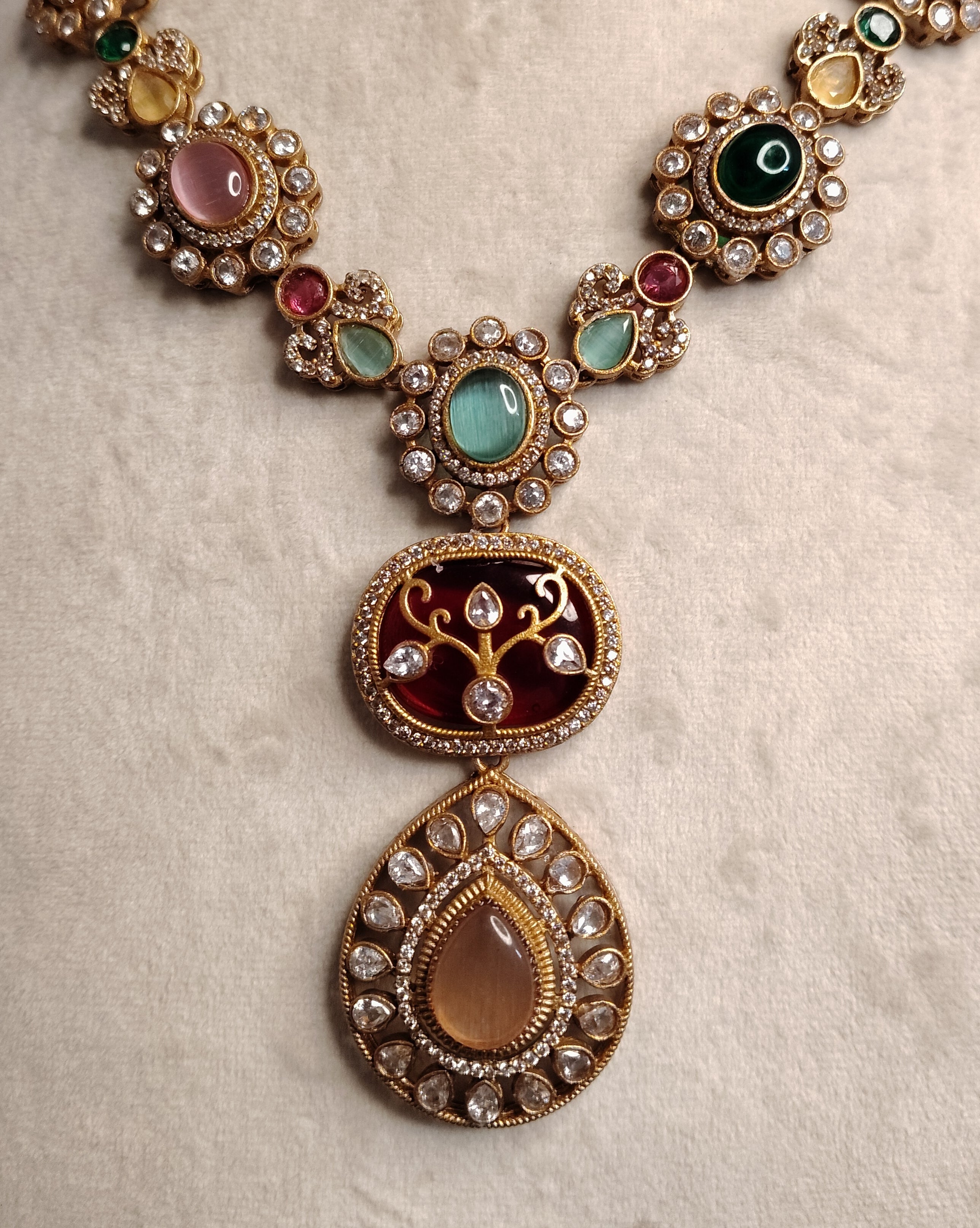 Anamta Handcrafted Multicolor Kundan Necklace Set Roz Jewellers.