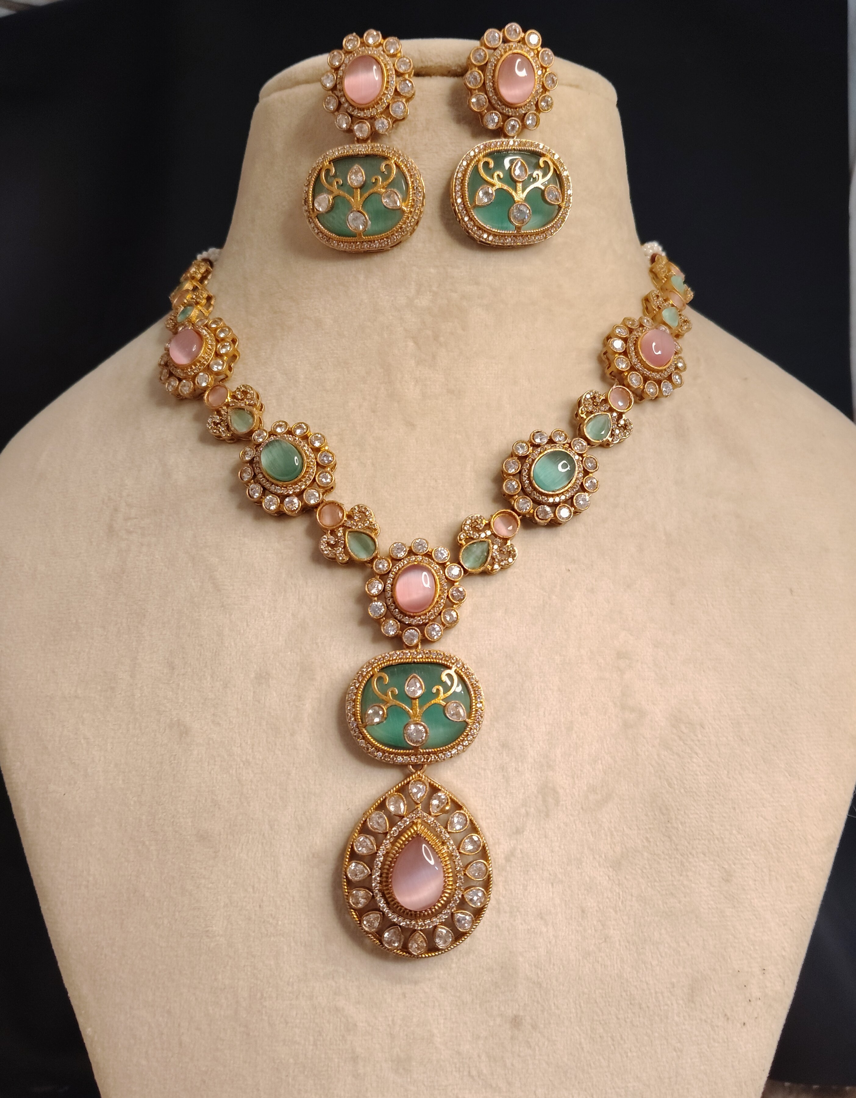 Liyana Pakistani Blush Pink and Mint Green Pastel Necklace Set Roz Jewellers.