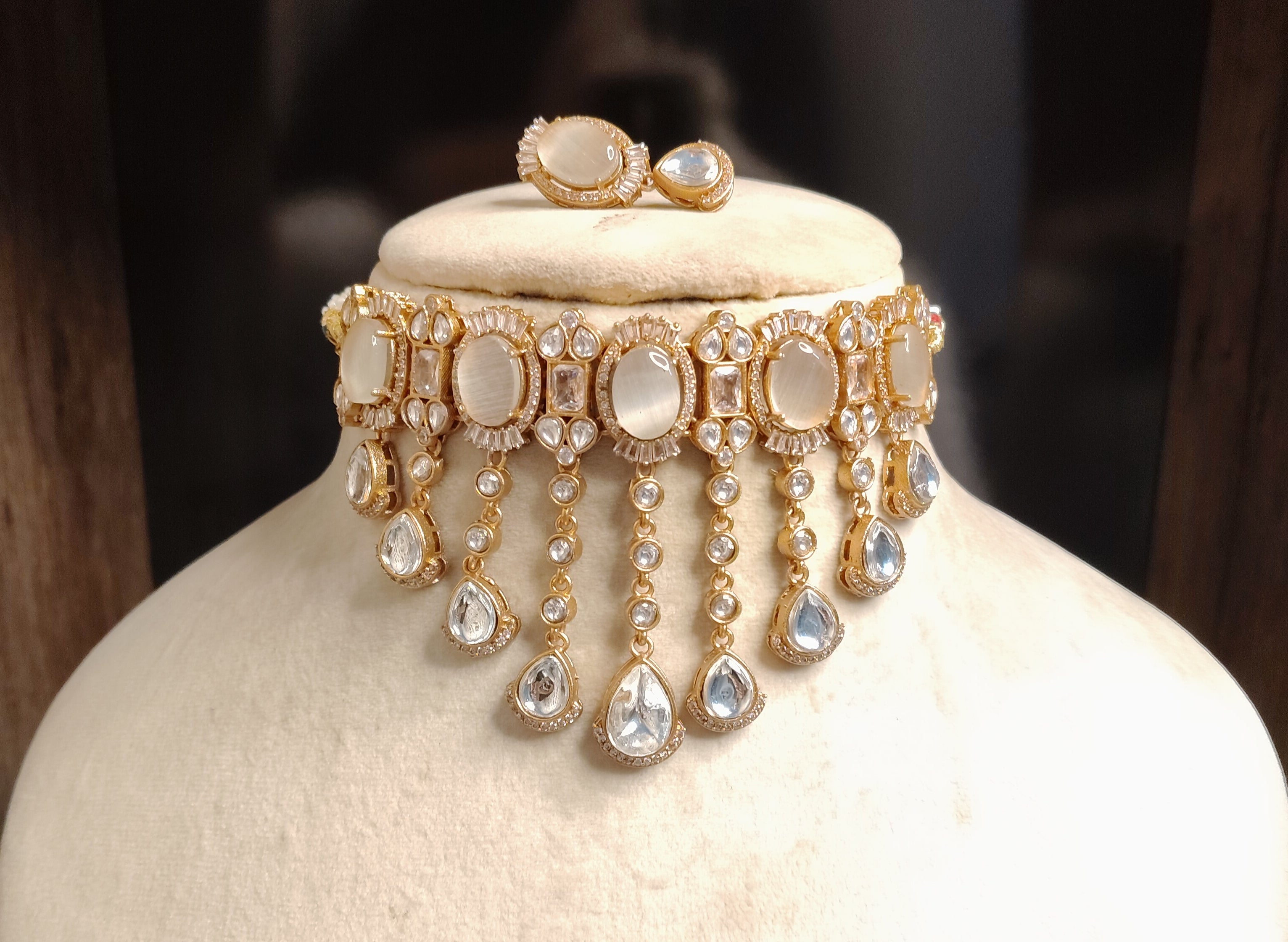 Jannat Pakistani Bridal Kundan Choker Necklace Set with Matching Earrings ROZ Jewellers.