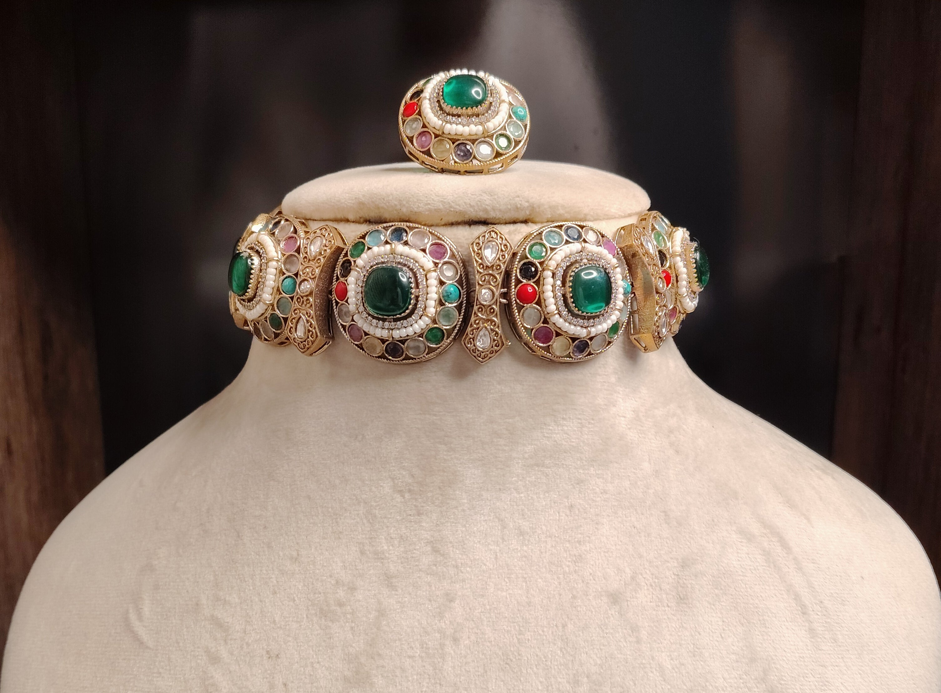 Nafisa Pakistani Emerald Green Royal Kundan Choker Set Roz Jewellers.