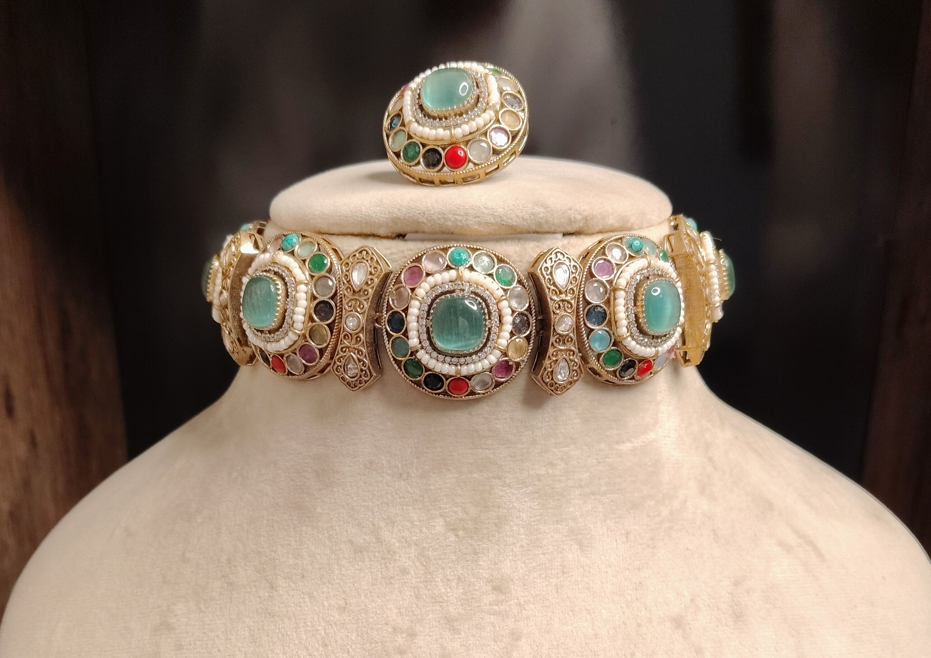 Maheen Handcrafted Mint Green Heritage Necklace Kundan Choker Set Roz Jewellers.