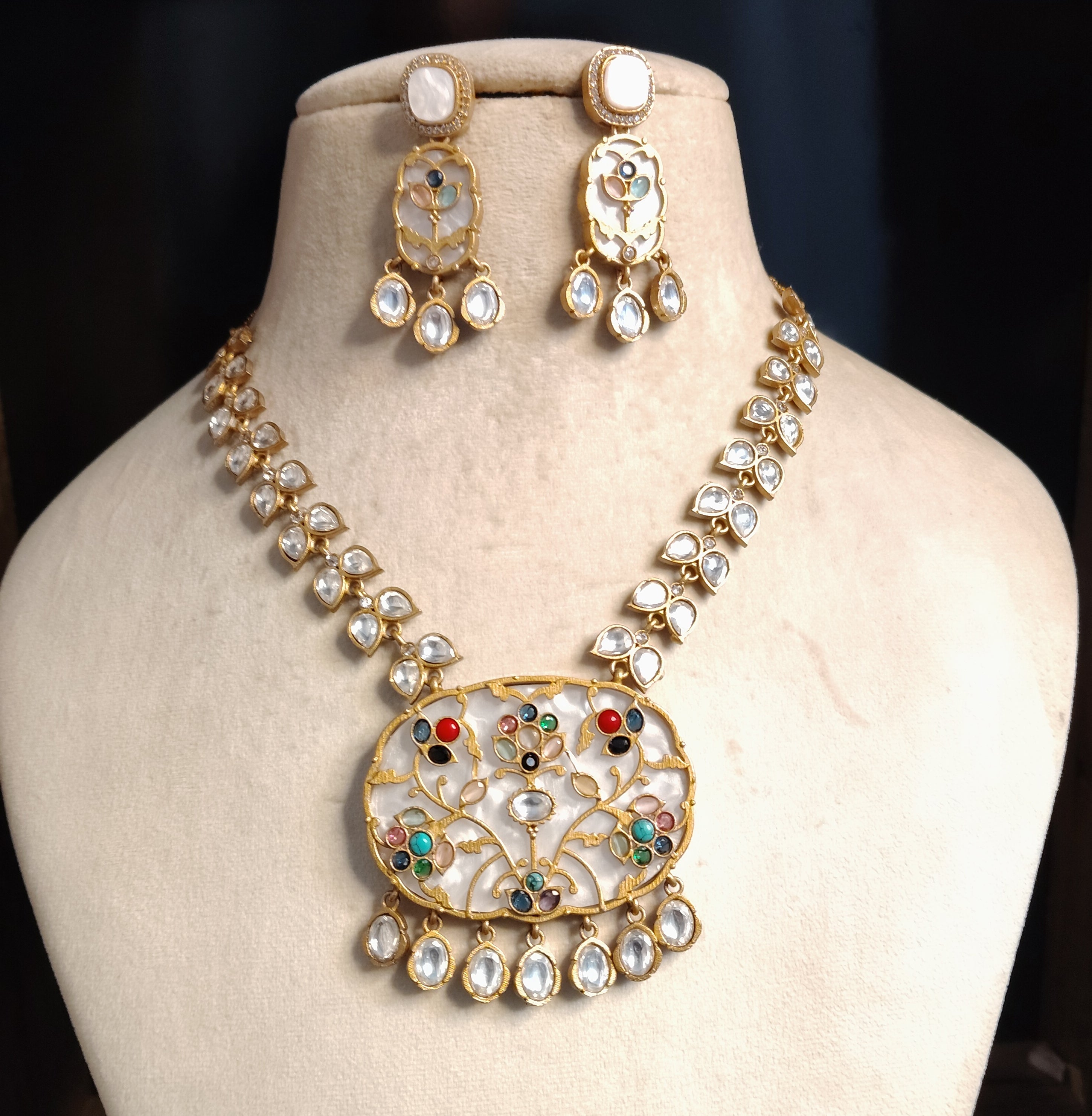 Zimal White Heritage Kundan Inlay Necklace Set Roz Jewellers.