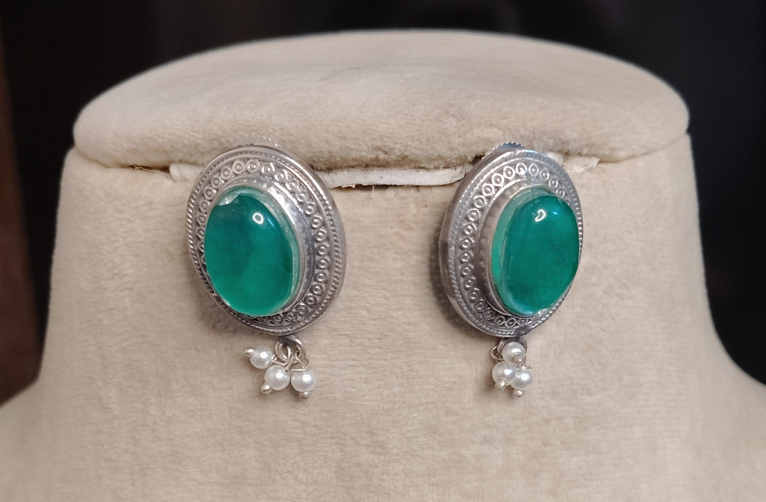 Emerald Glow Oxidized Silver Stud Kundan Earrings with Pearl Drops Roz Jewellers.