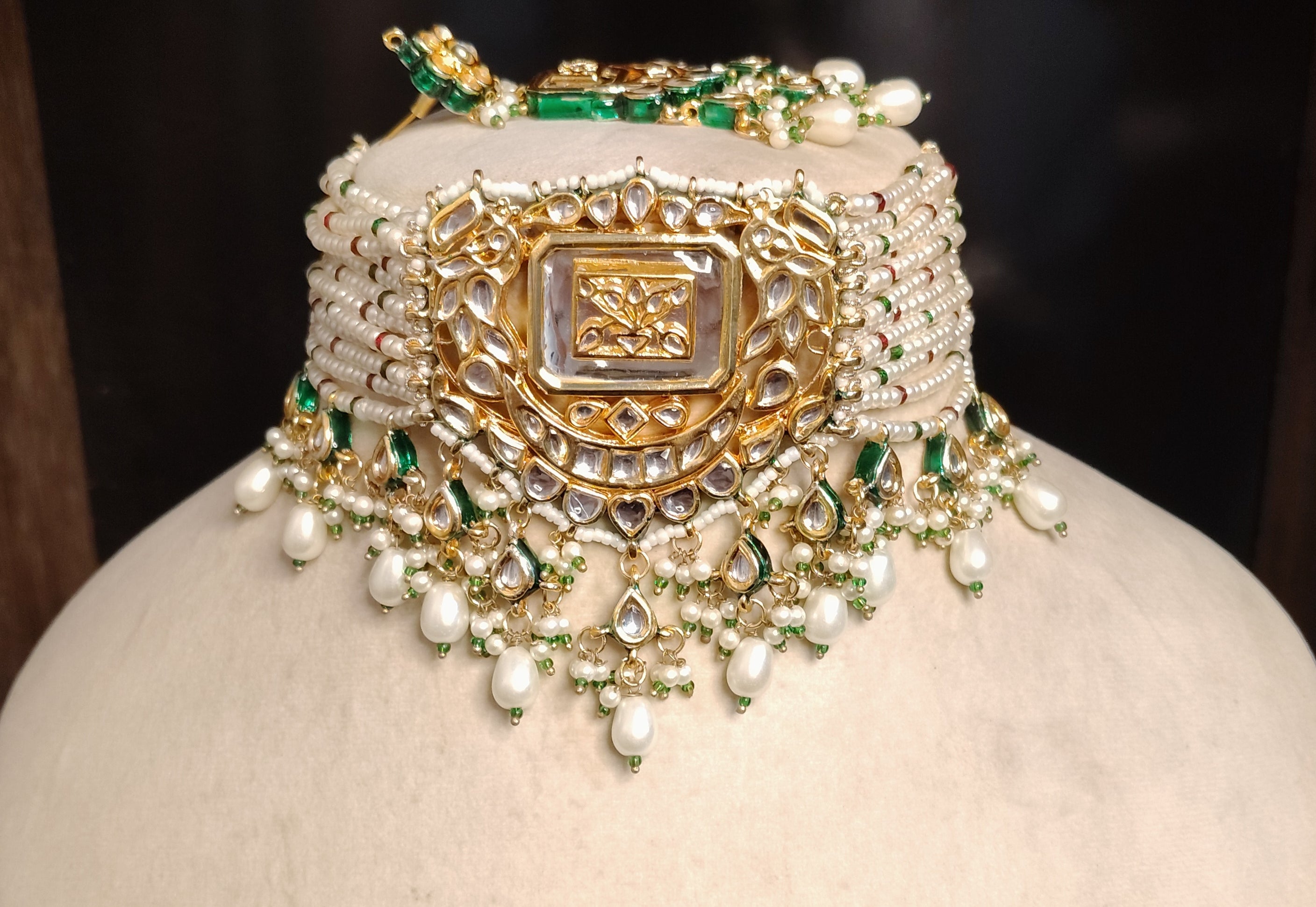 Regal Kundan Pearl Choker with Layered Pearl Strands & Elegant Pearl Roz Jewelle
