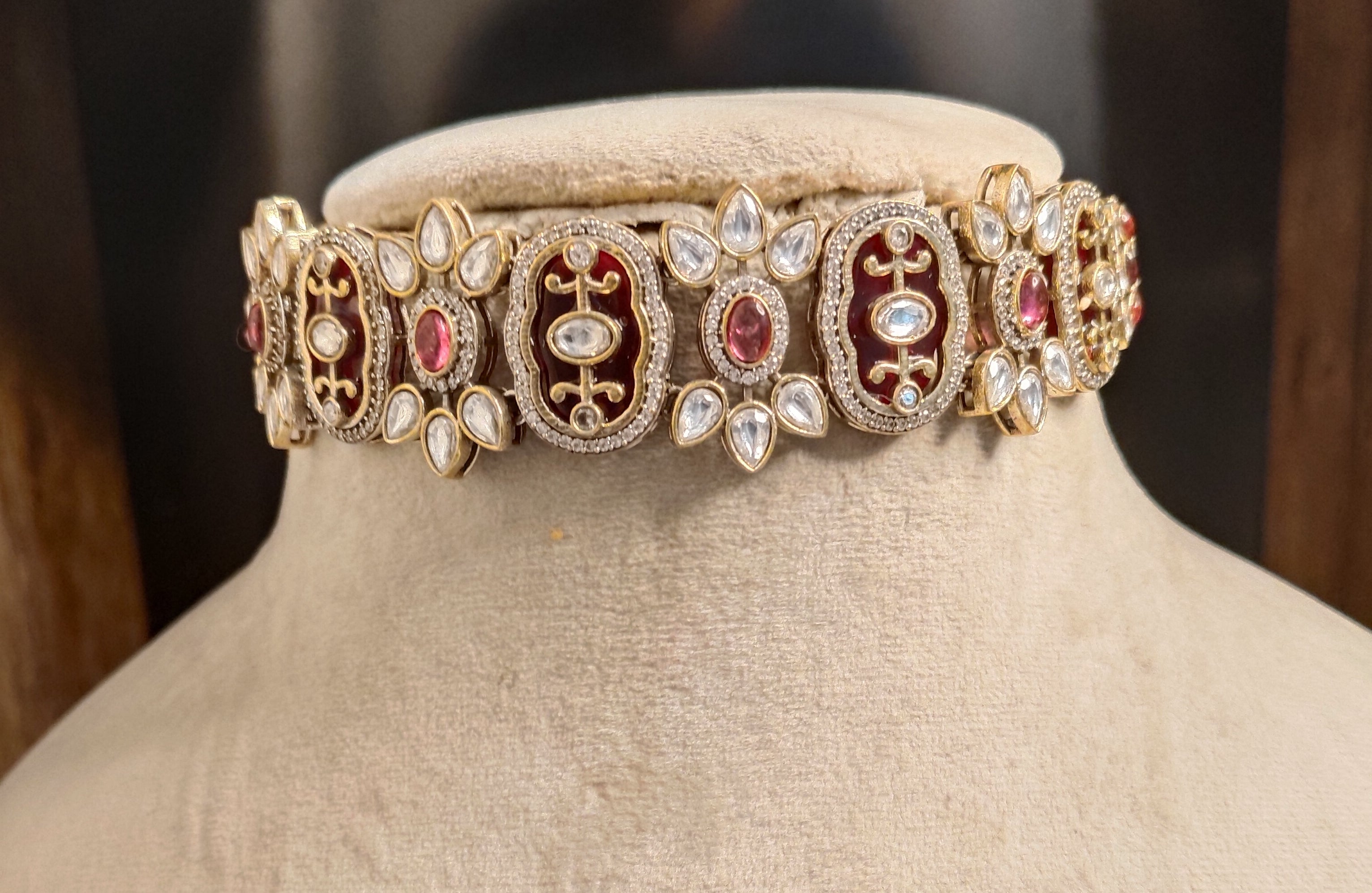 Nisha Traditional Ruby Red Kundan Choker Set With Matching Earring Roz Jewellers.