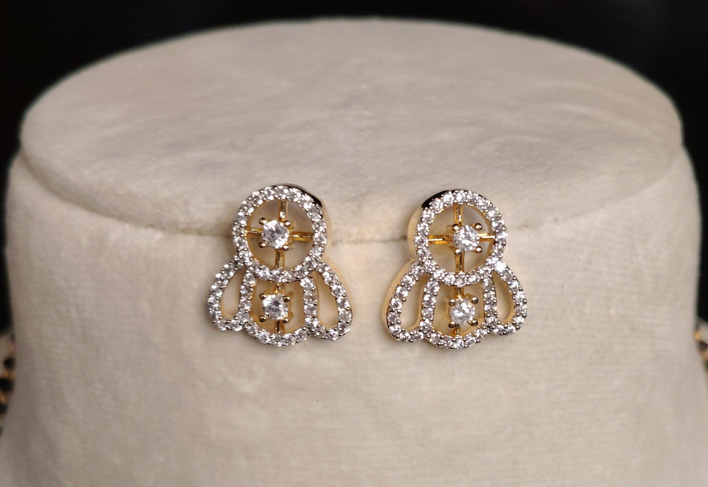 Laiba AD Mangalsutra Necklace Set Roz Jwellers.