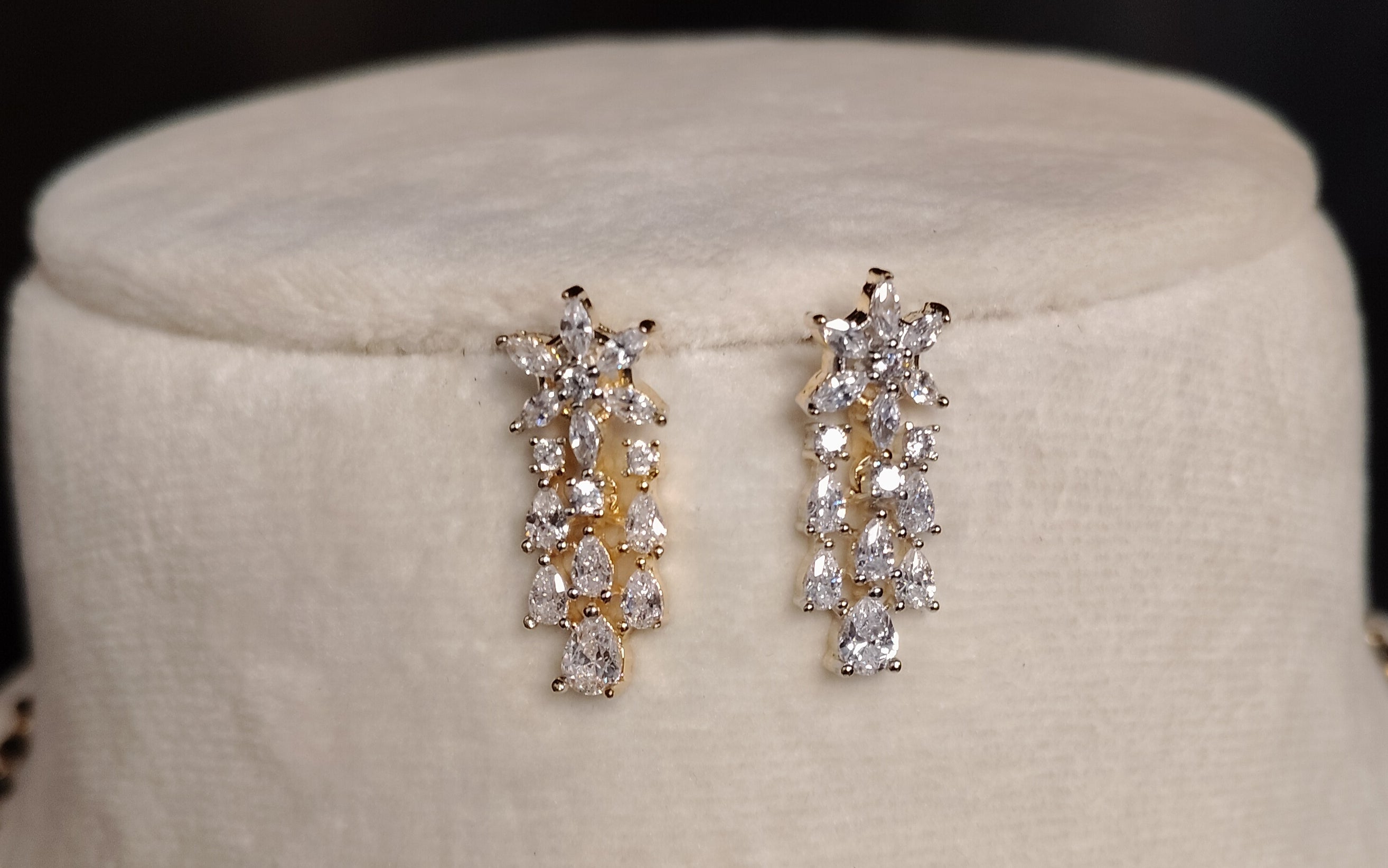 Safa American Diamond Mangalsutra for Women Roz Jwellers.