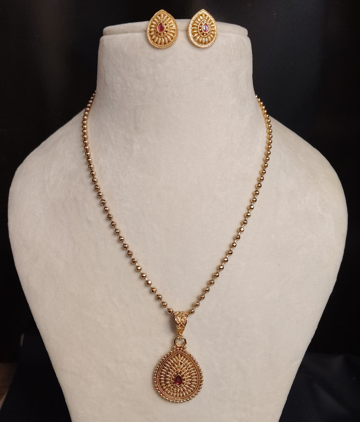 Mahira Indian Bridal Polki Set Wedding Necklace Earrings for Women Gold Plated