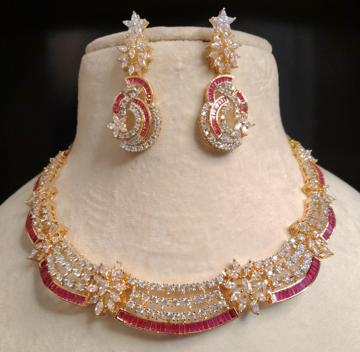 Ethnic American Diamond Necklace Set by ROZ Jewellers