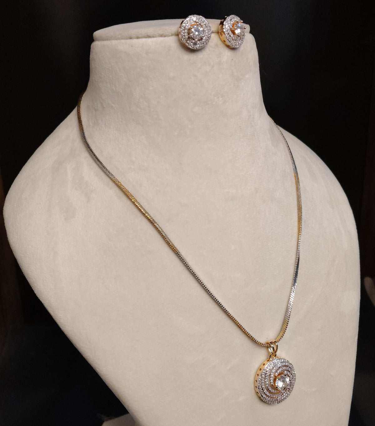 American Diamond AD Pendant Necklace Elegant Jewellery for Women Roz Jewellers.