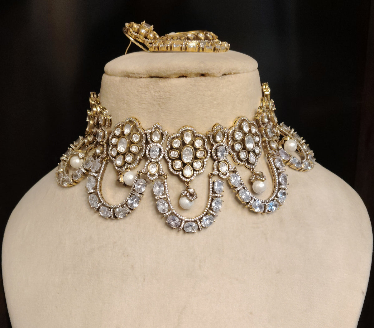 White Moissanite Choker Necklace Bridal Wedding Jewellery Luxury Statement Set.