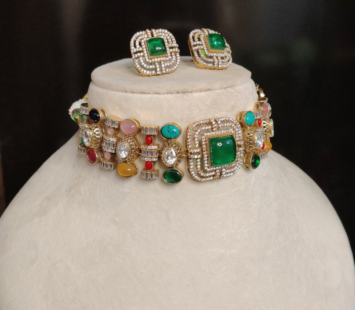 Emerald Green Indian Bridal Moissanite Choker Necklace Luxury Wedding Women Roz Jewellers