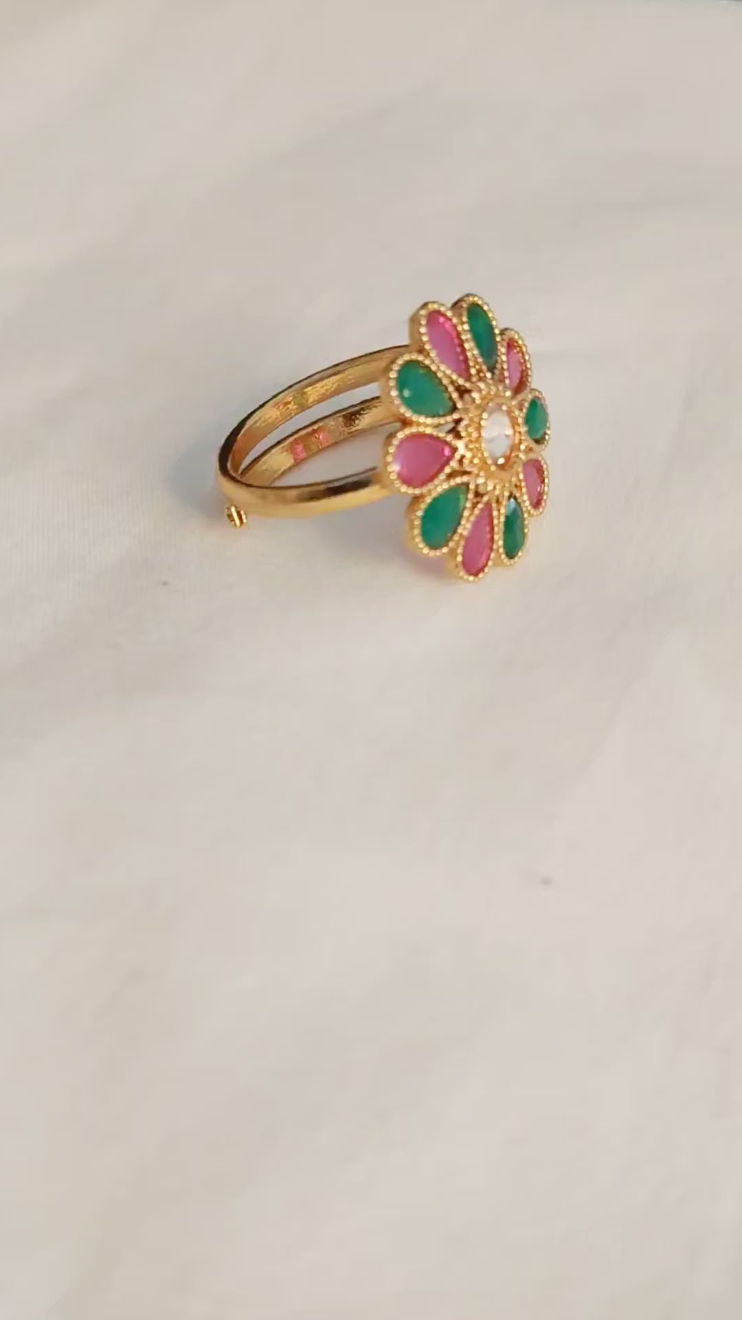 Fatima Luxury Emerald Floral Polki Ring Roz Jewellers.